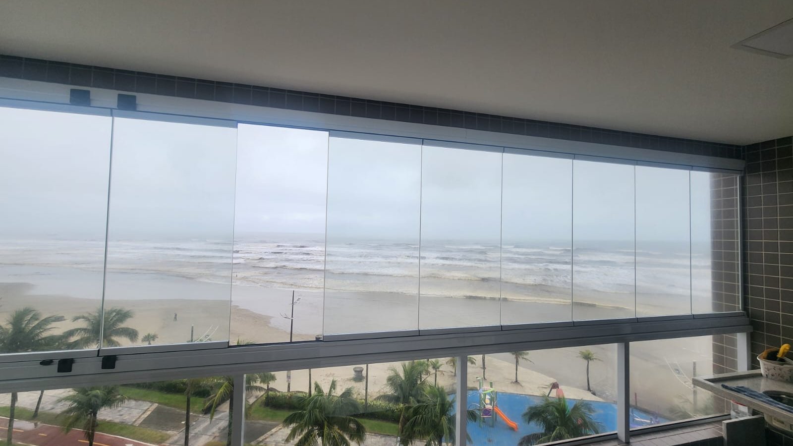 Quanto rende alugar por temporada em Praia Grande? O que os números mostram