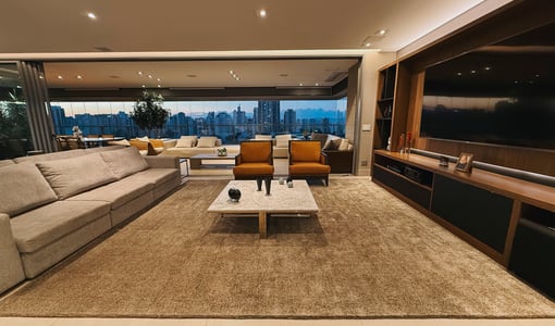Sala de estar ampla
