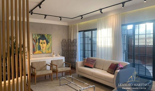 Sobrado à Venda com 3 dormitórios e 400 m² no Planalto Paulista - SP