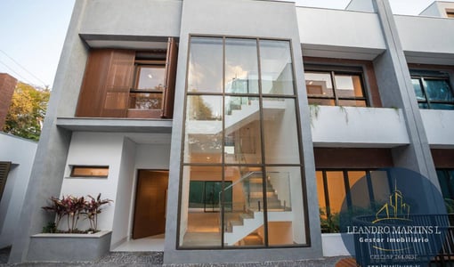 Casa em Condomínio à venda no Jardim dos Estados - SP