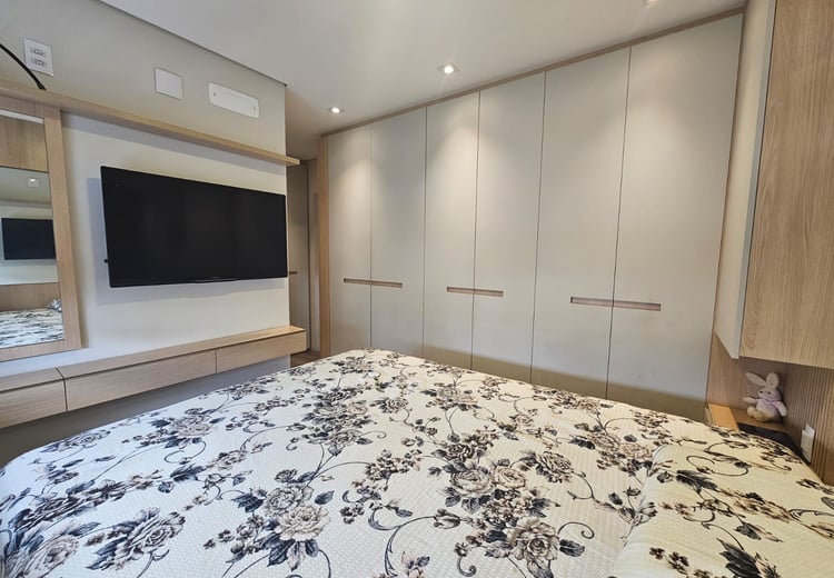 Quarto com armários