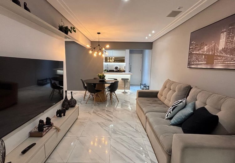 Sala de estar ampla