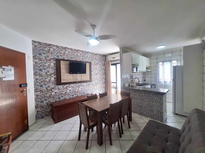 Refúgio a poucos metros da Praia: Apartamento pronto para escapar do estresse de SP | Use já nos finais de semana