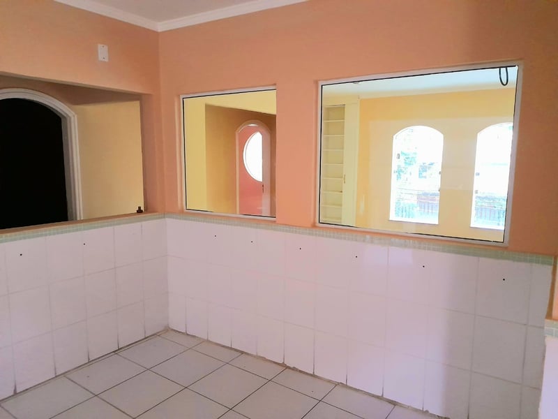 Casa com 5 quartos para alugar