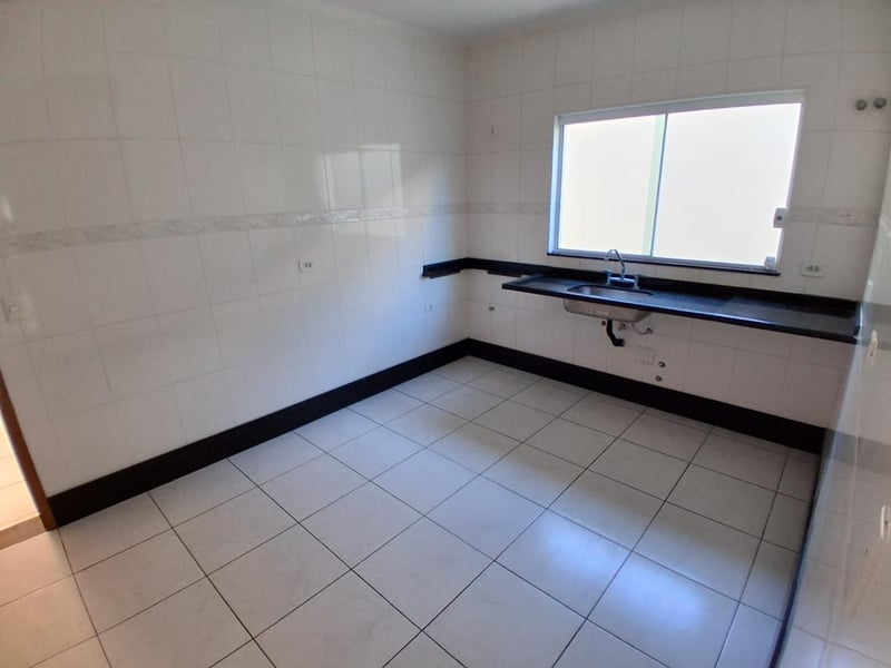 Sobrado com 3 quartos para alugar