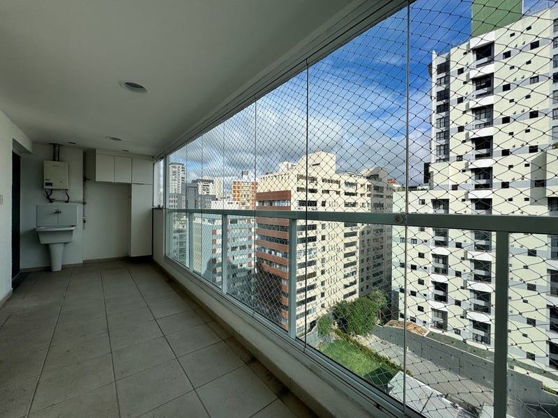 Apartamento Pinheiros 50mt² com Varanda 01dorm-01 vaga