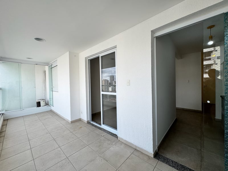 Apartamento Pinheiros 50mt² com Varanda 01dorm-01 vaga
