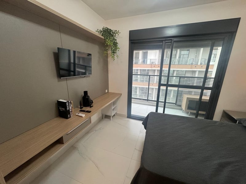studio em frente a estação Brooklin ,25mt,mobiliado