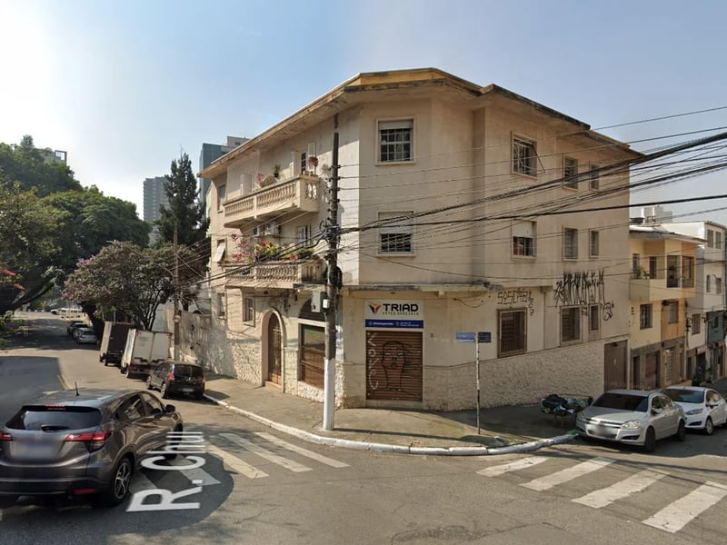 Prédio inteiro no Paraiso 900m² de área -incorporadora ou investidor