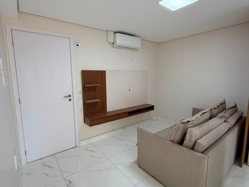 Apartamento 41mts - 02dorm Metrô Carrão &mdash; Sala de estar