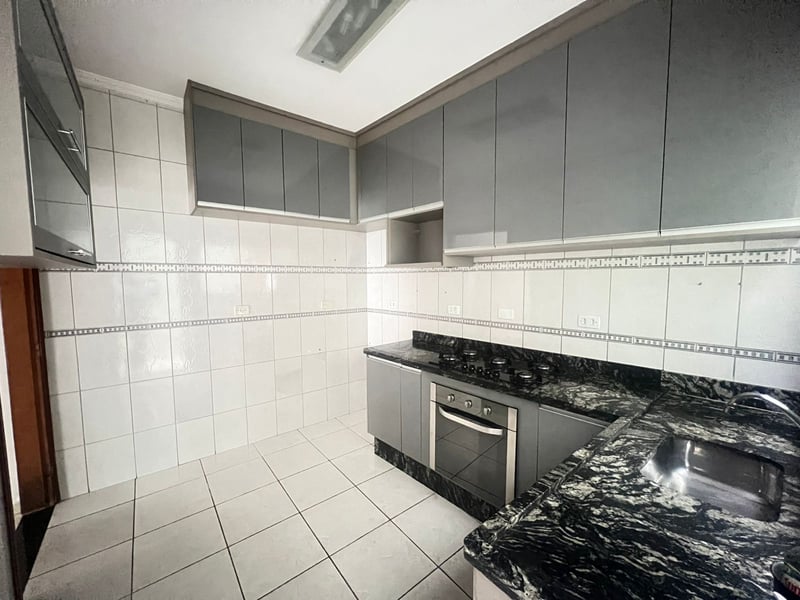 Casa de Condomínio com 3 quartos à venda