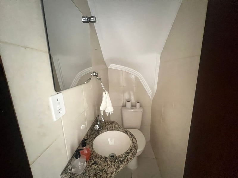 Casa de Condomínio com 3 quartos à venda