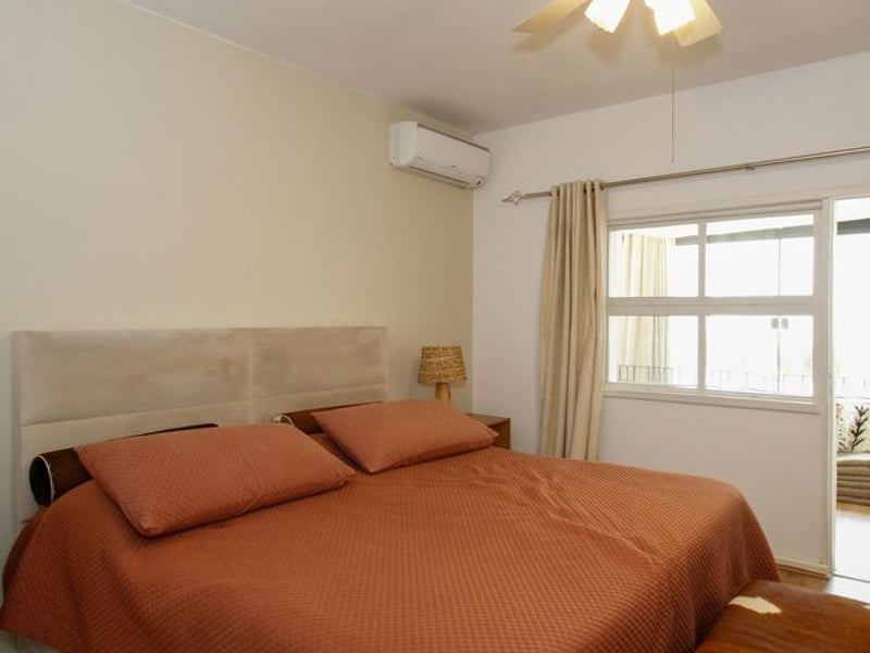 Casa com 4 quartos à venda