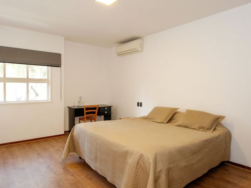 Casa com 4 quartos à venda