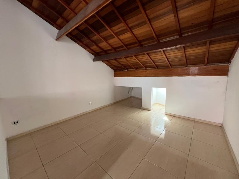 Sobrado com 2 quartos para alugar