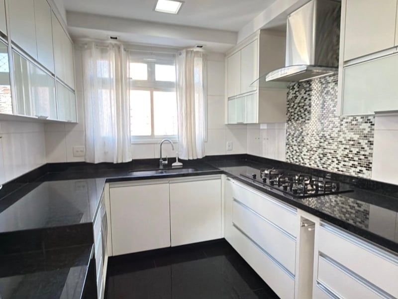 Apartamento com 3 suítes a venda