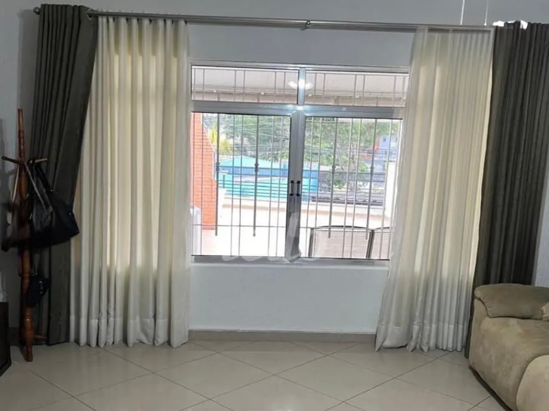 Casa com churrasqueira para alugar