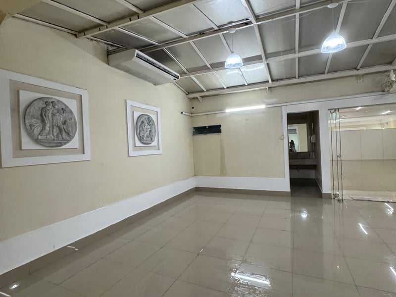 Casa comercial