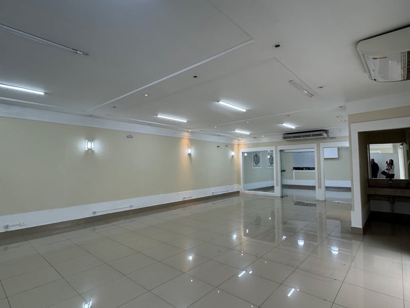 Casa comercial