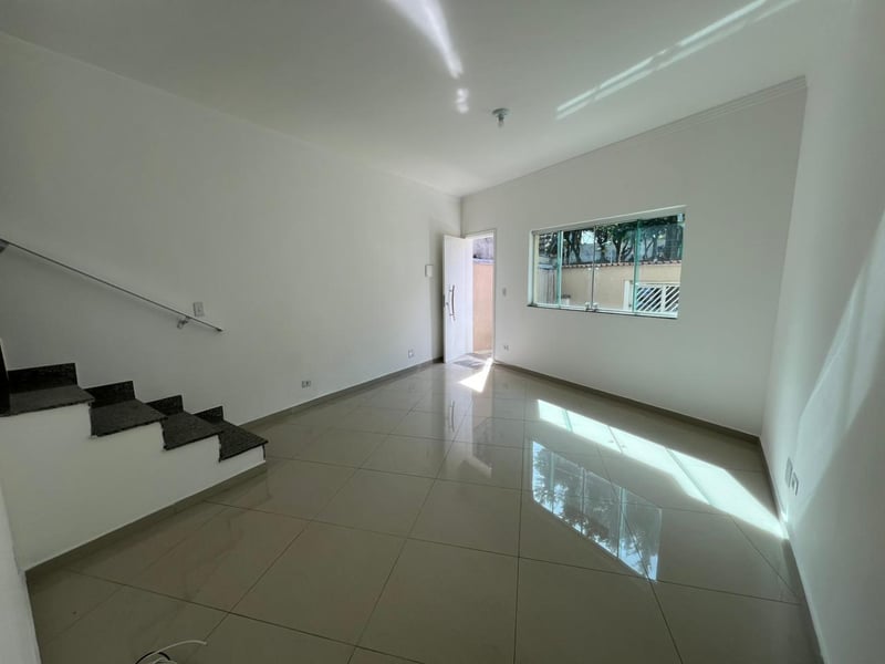 Sobrado com 2 quartos para alugar