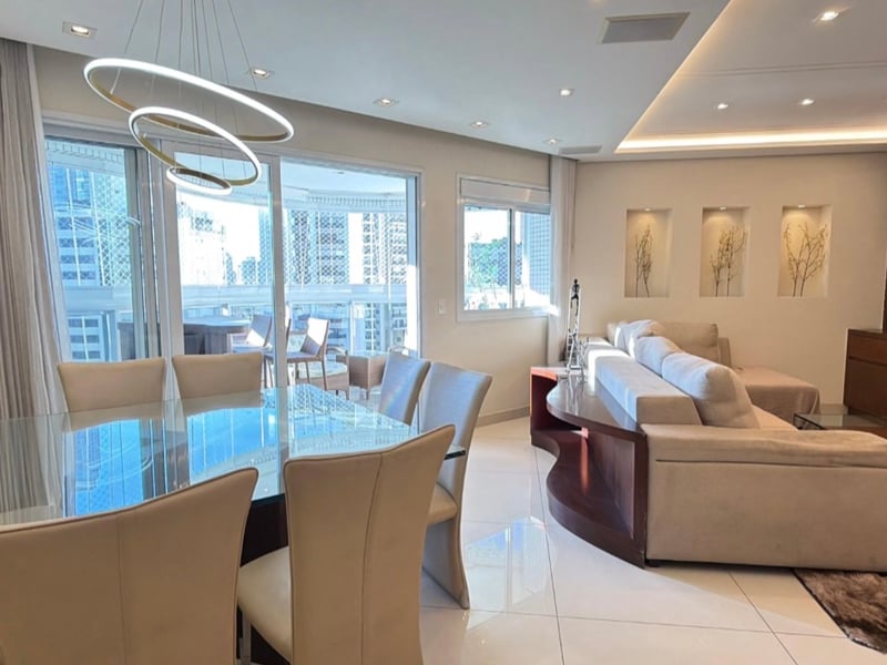 Apartamento com 3 suítes a venda