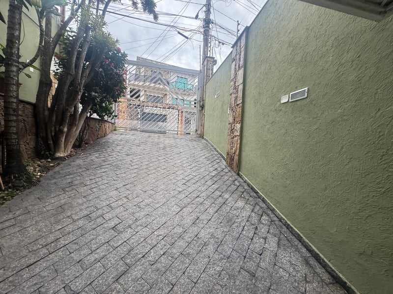 Sobrado com 3 quartos à venda