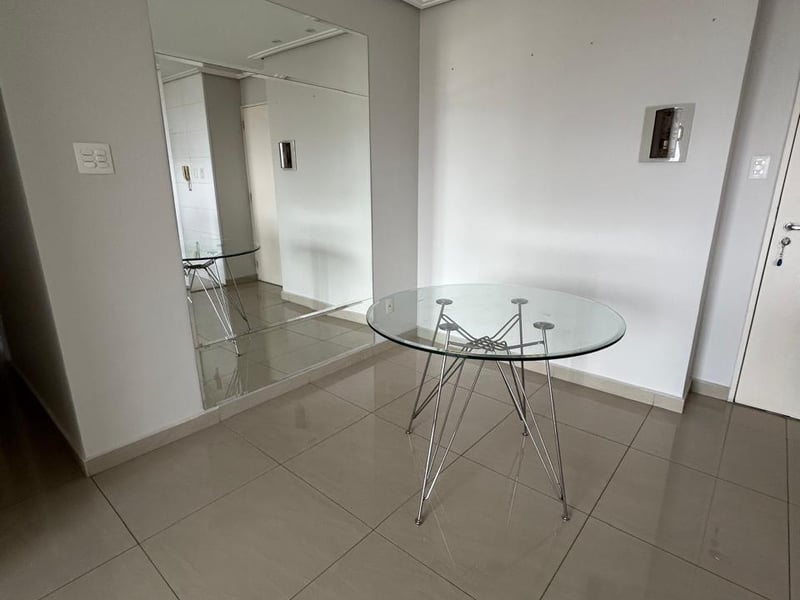 Apartamento com dois quartos para locação