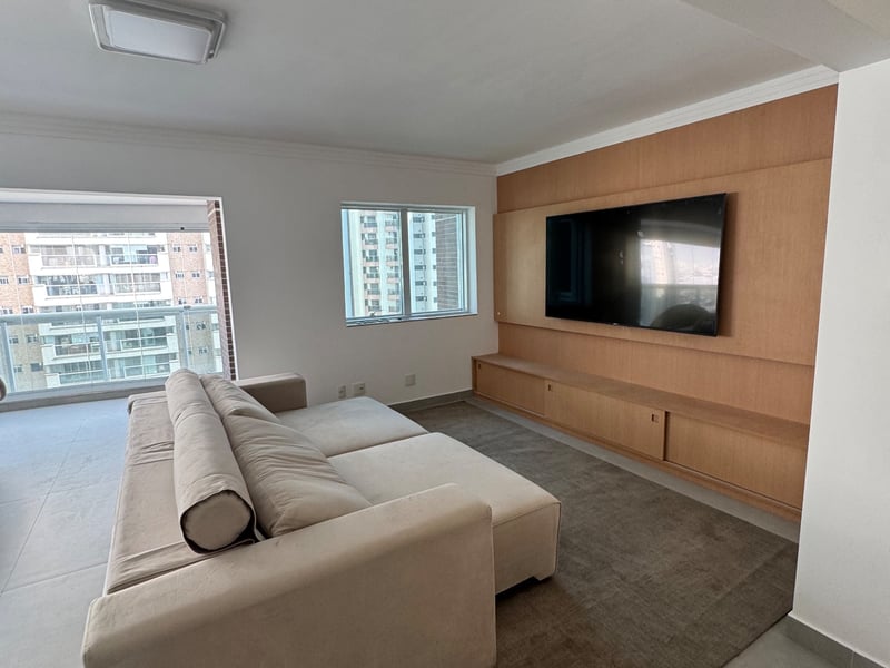 Apartamento com 3 suítes mobiliado para alugar