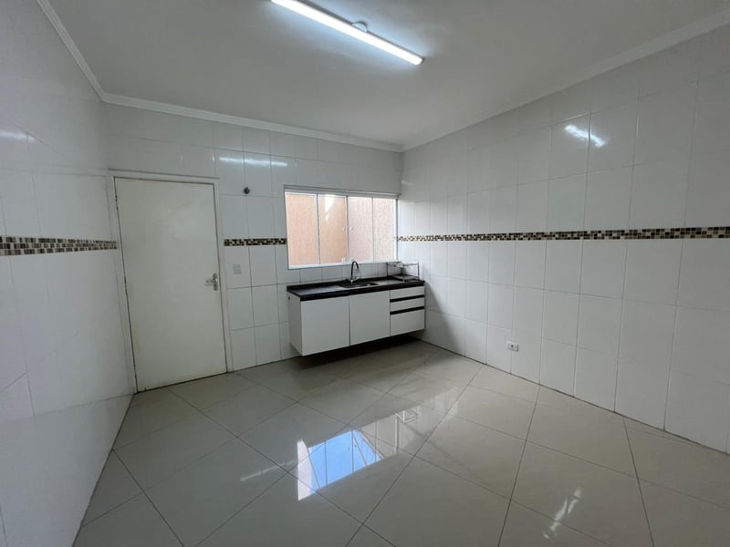 Sobrado com 2 quartos para alugar