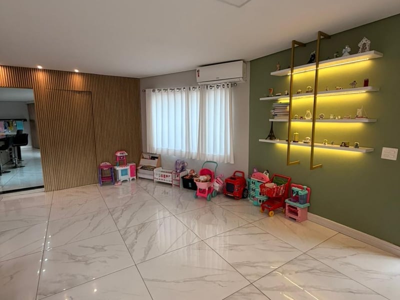 Sobrado com 3 quartos à venda
