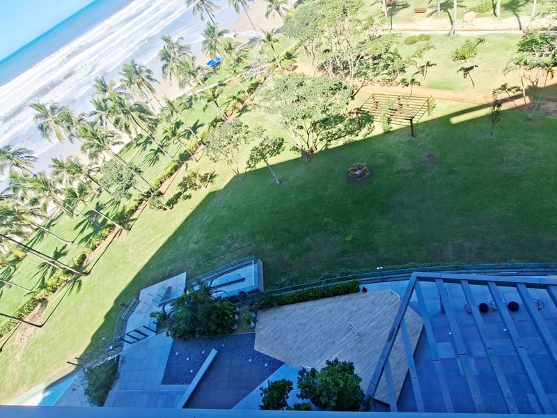 Vista Varanda Pé na Areia