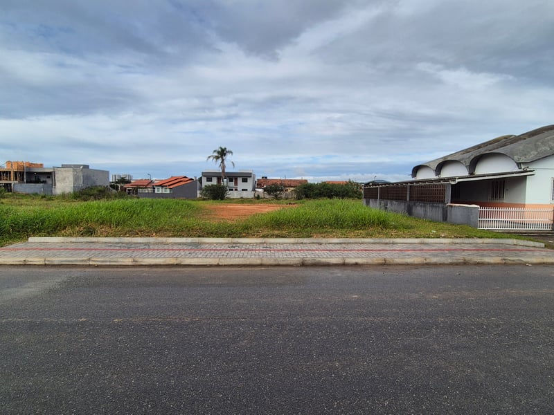 TERRENO CENTRAL