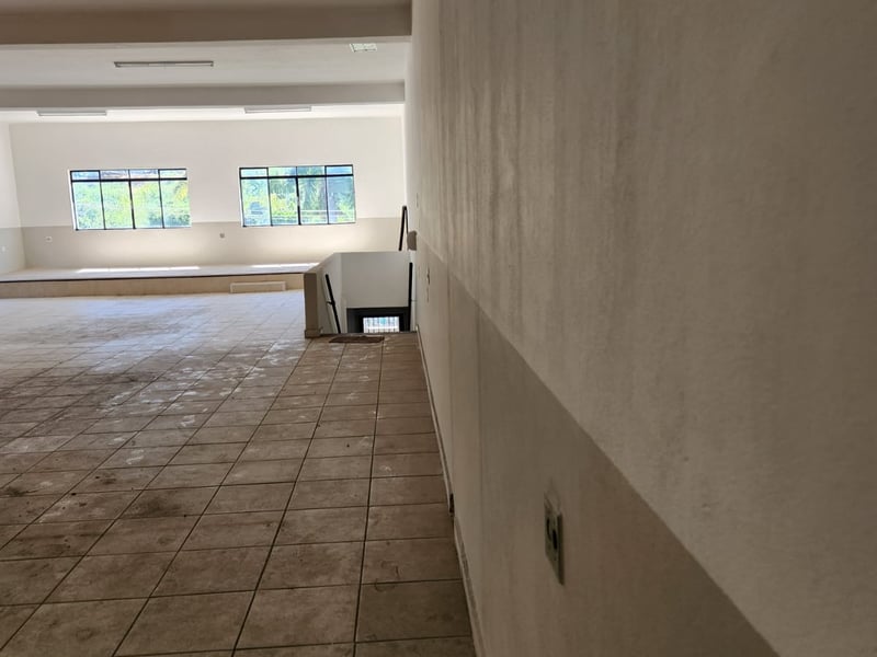 Salão para alugar