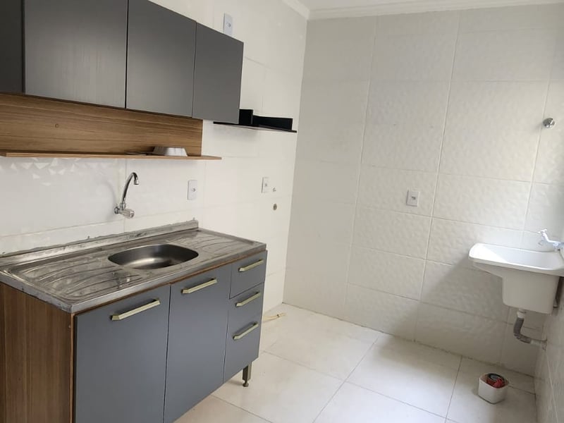 Apartamento com 2 quartos para alugar ou comprar