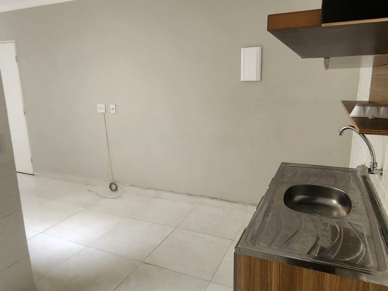 Apartamento com 2 quartos para alugar ou comprar