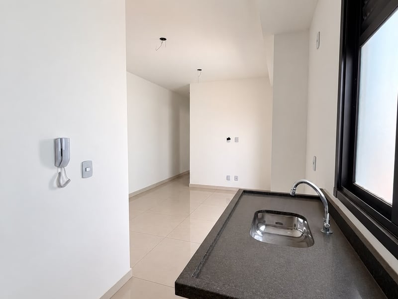 Apartamento com 2 quartos para alugar ou comprar