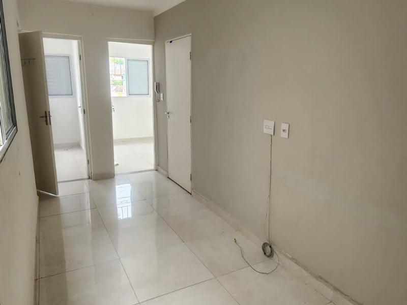 Apartamento com 2 quartos para alugar ou comprar