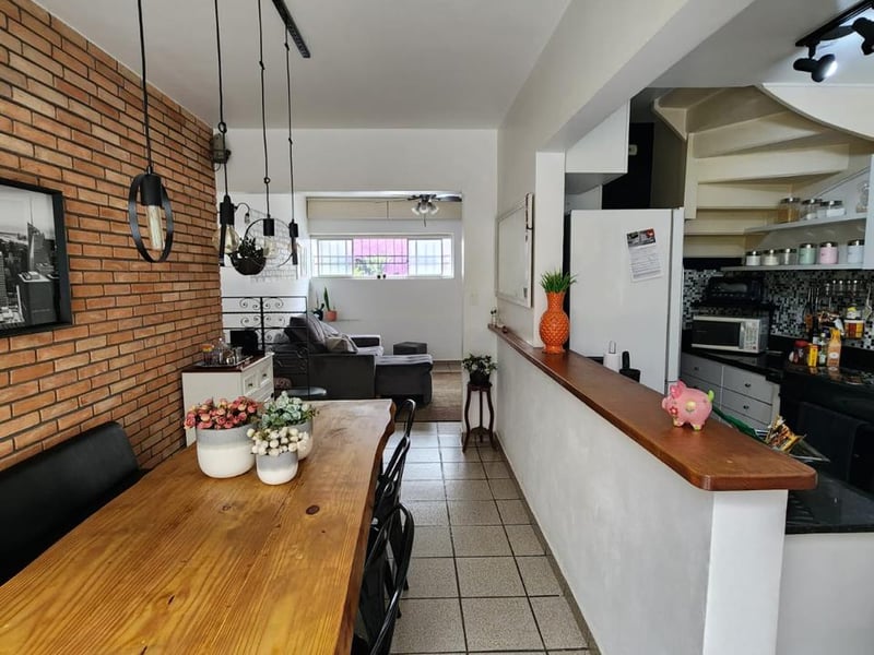 Sobrado com 3 quartos à venda