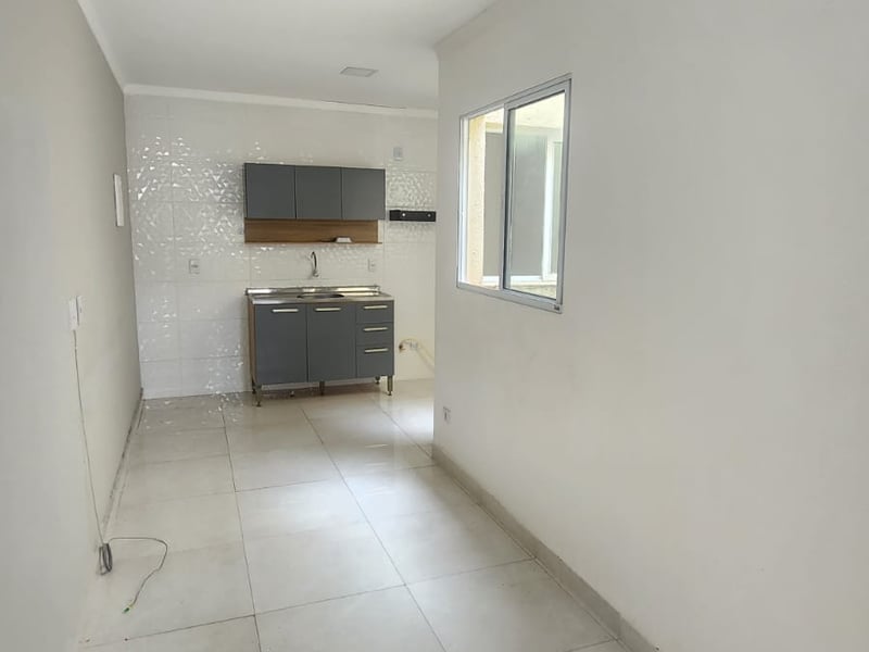 Apartamento com 2 quartos para alugar ou comprar