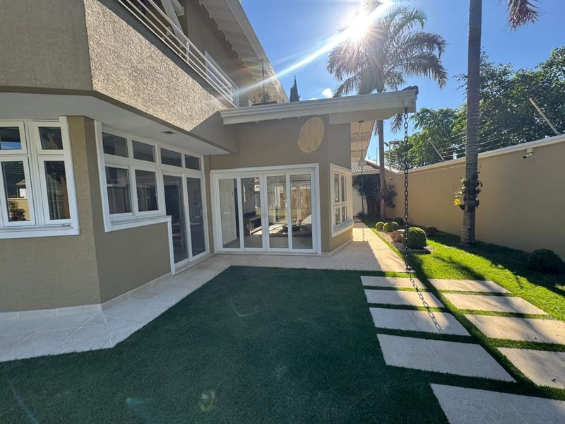 Sobrado com 4 quartos à venda