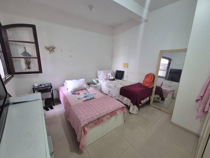 Sobrado com 5 quartos à venda