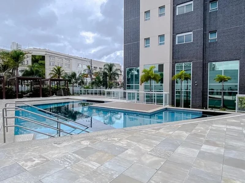 Composite Des Arts &mdash; Piscina