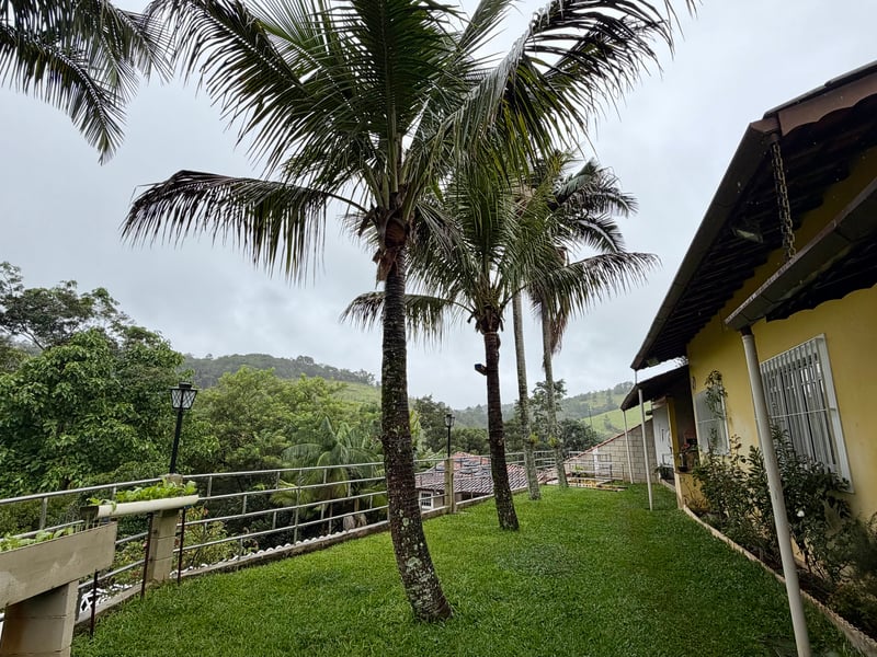 Chácara com 4 quartos à venda