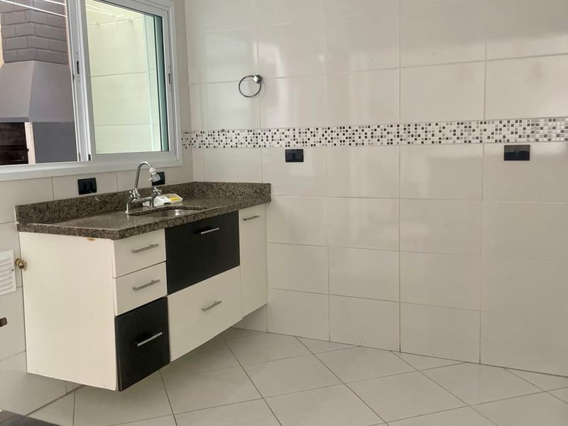 Sobrado com 2 quartos à venda