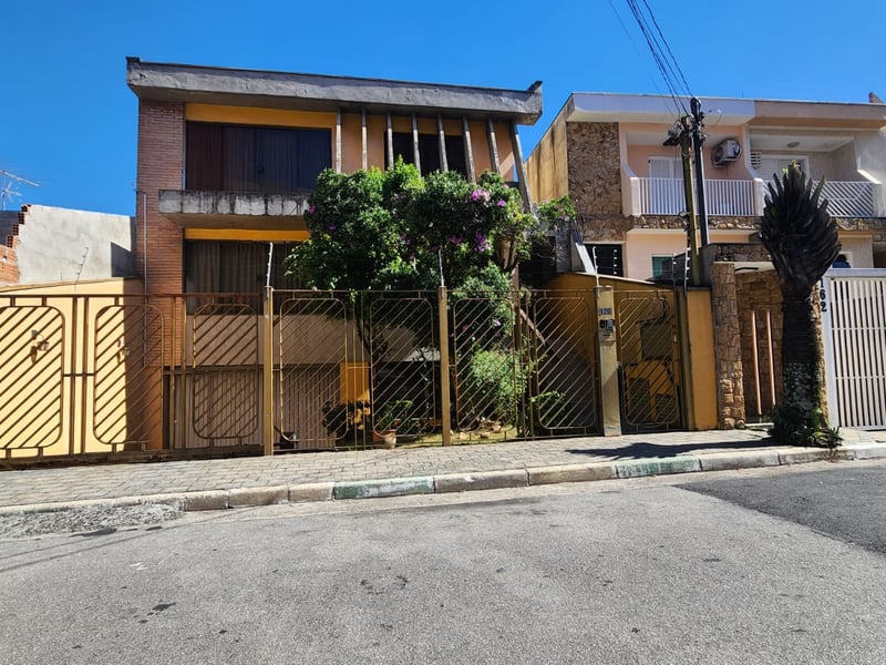 Sobrado com 3 quartos à venda