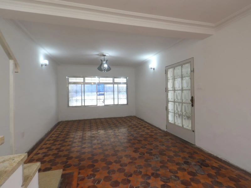 Sobrado com 3 quartos para alugar