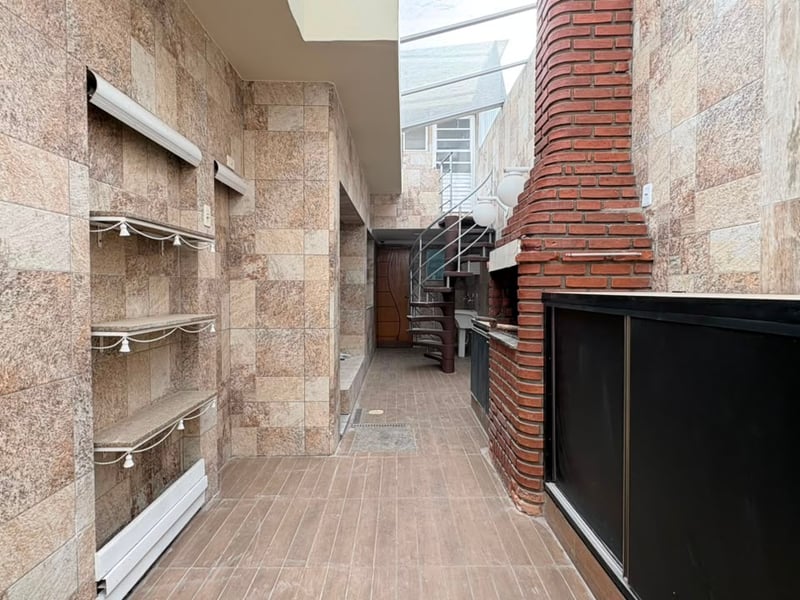 Casa com 3 quartos para alugar ou comprar