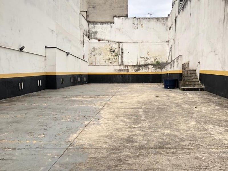 Terreno à venda