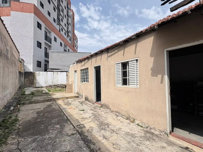Terreno à venda