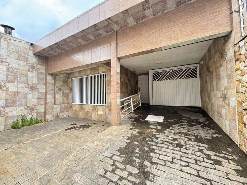 Casa com 3 quartos para alugar ou comprar